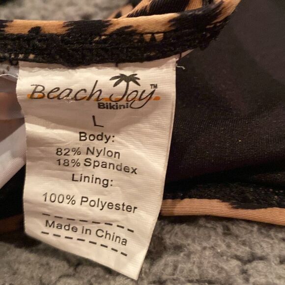 Beach Joy Leopard Print Bikini Top Size Large Cross Front Straps - Picture 6 of 8